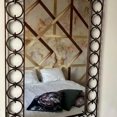 Cheriedel & Art Gallery Bed & Breakfast *
