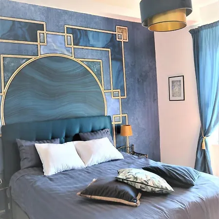 Cheriedel Bed & Breakfast & Evening Meal Art Gallery Couette-café Azillanet