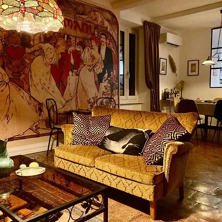 Bed and Breakfast Cheriedel & Evening Meal Art Gallery Azillanet