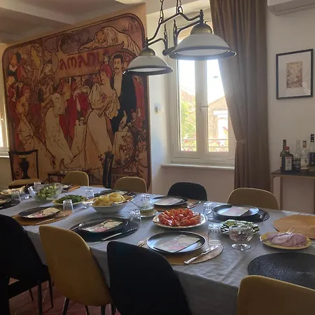 Cheriedel & Art Gallery B&B 3*