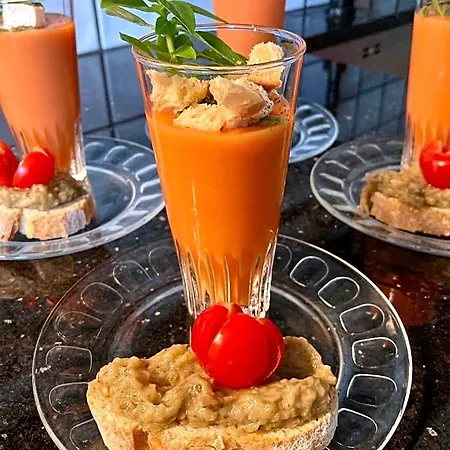 Bed & Breakfast Cheriedel & Evening Meal Art Gallery 3*